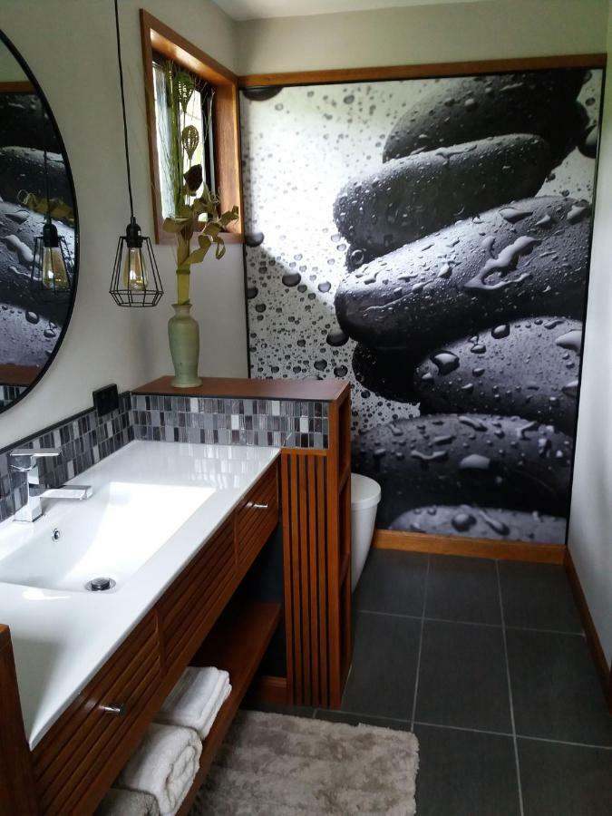 Forest Lodge: Little Villa Агнес Уотър Екстериор снимка